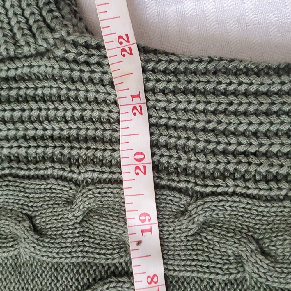 Aerie green cable knit vneck pullover sweater size XS - Picture 5 of 16